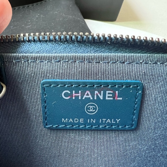 Chanel Zipped Key Card Holder - Picture 10 of 10